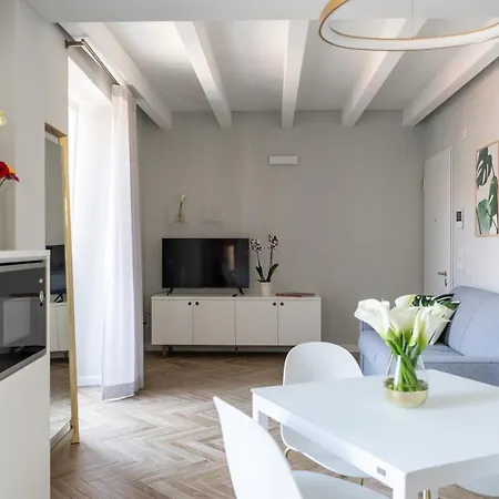 Homethirtyfour Apartamento *