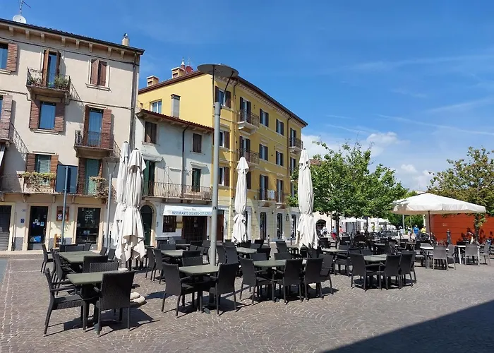 Homethirtyfour * Verona